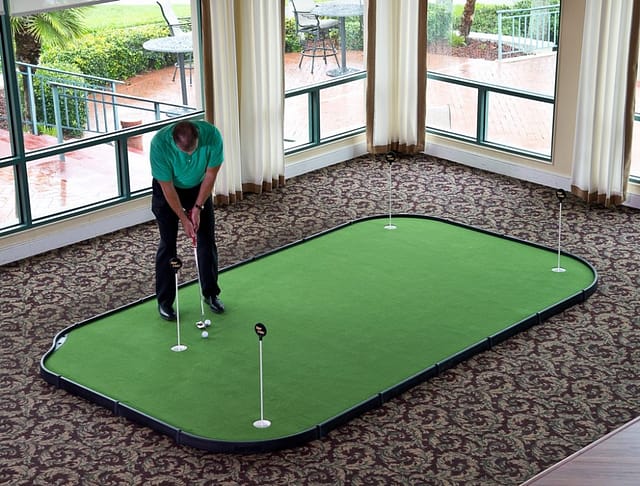 Advantages of Using Indoor Putting Mats | Ads Systems