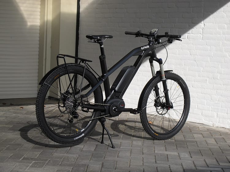 black e-bike